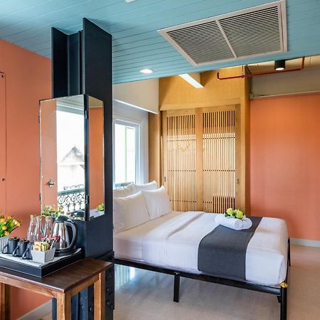 Dang Derm In The Park Khaosan Hotel Bangkok Exterior foto