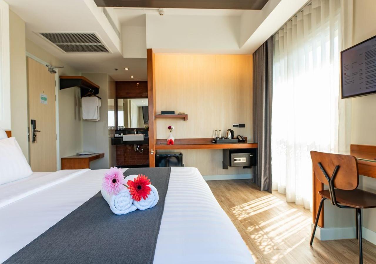 Dang Derm In The Park Khaosan Hotel Bangkok Exterior foto