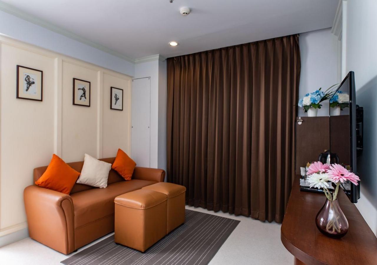 Dang Derm In The Park Khaosan Hotel Bangkok Exterior foto